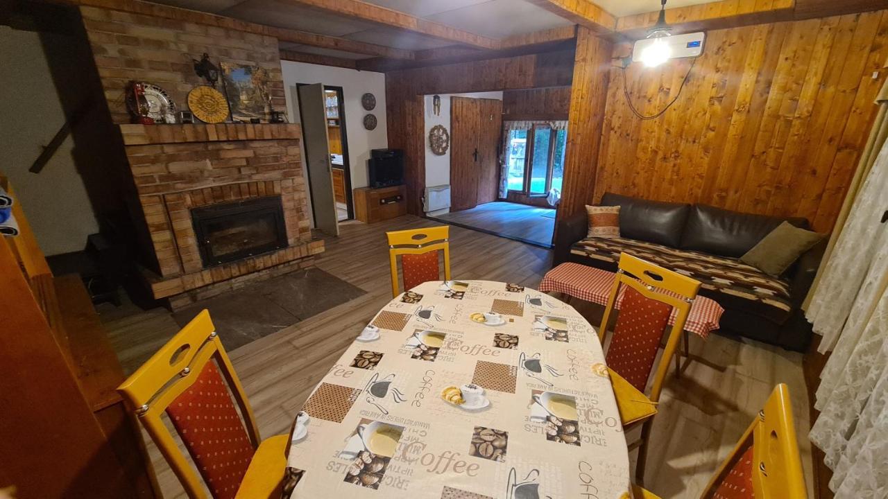 Slovak Cottage Near Bratislava In The Heart Of The Carpathians Modra Zewnętrze zdjęcie